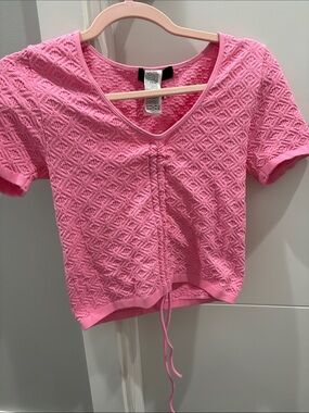 Forever 21 Pink Textured V-Neck Crop Top